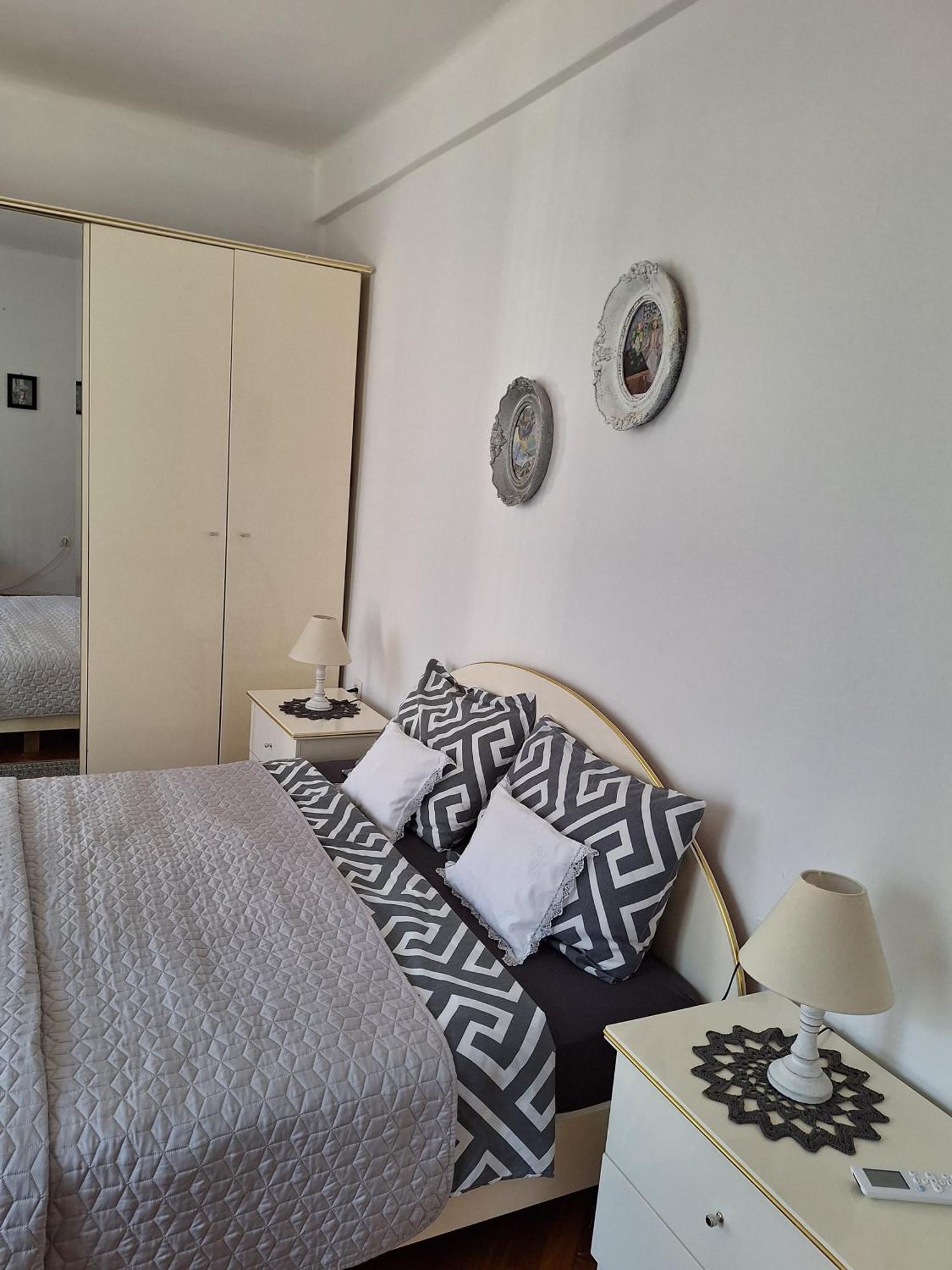 M&B Apartment Kotor Buitenkant foto