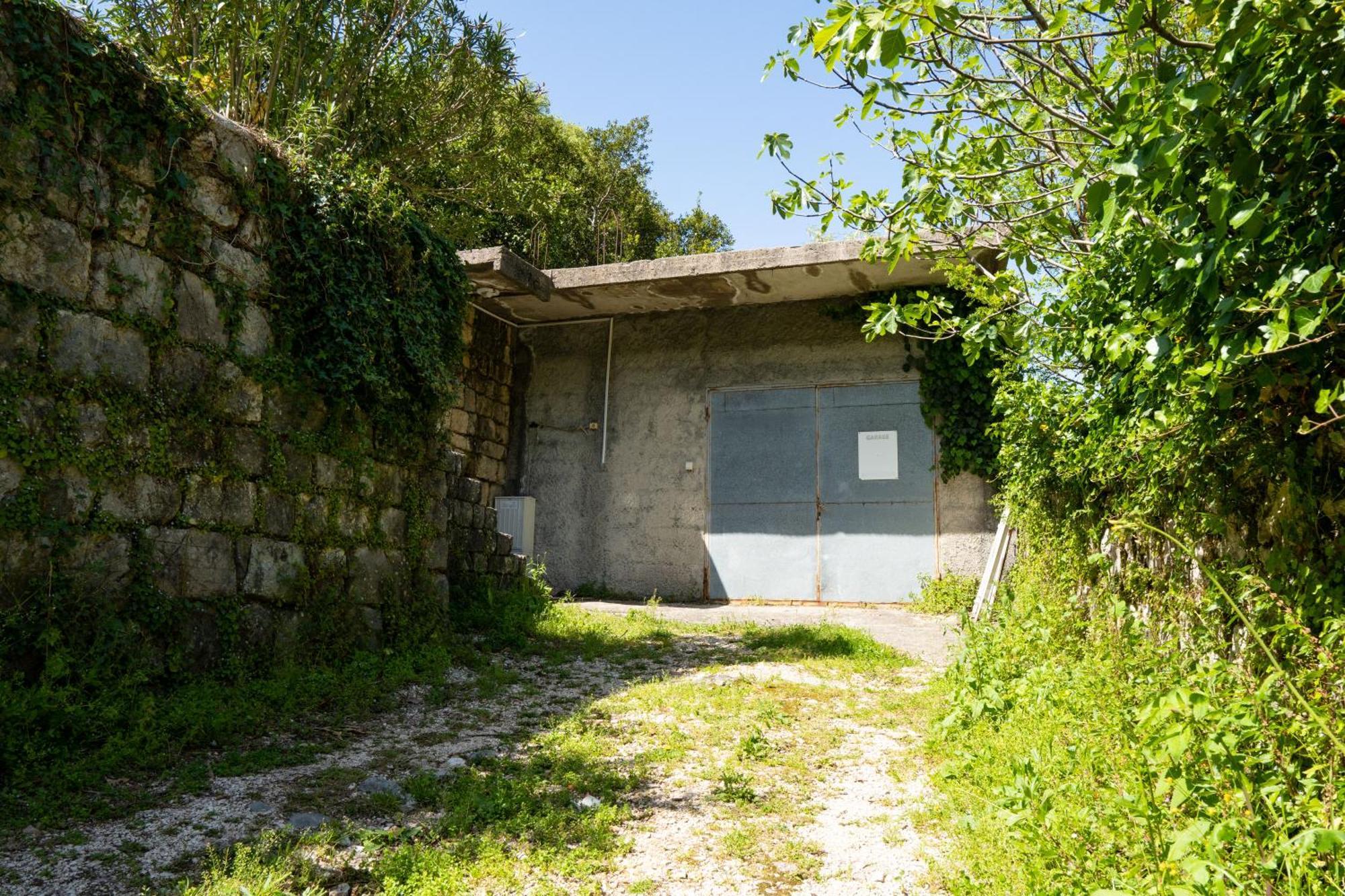 M&B Apartment Kotor Buitenkant foto